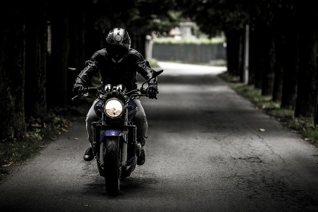 Comment préparer l'épreuve pratique du permis moto ?